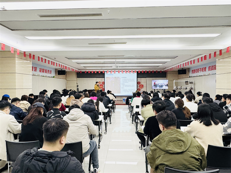 華礦集團新一批榮獲“國家礦用產(chǎn)品安全標志證書”產(chǎn)品舉行宣講發(fā)布會